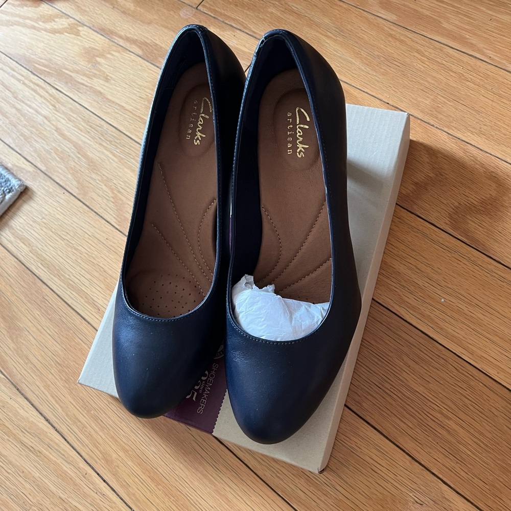 Clarks Heavenly Heart Leather Heels - Navy - Size 8